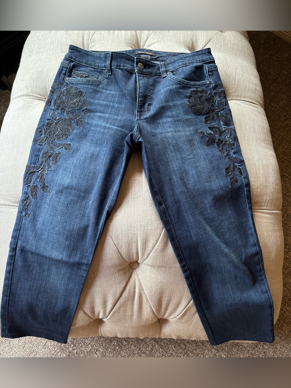 White House Black Market Dark Blue Embroidered Straight Leg Capris